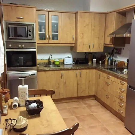 House With 5 Bedrooms In With Furnished Terrace 2 Km From The